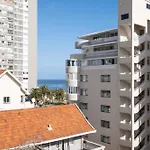 Flamingo 108: Modern Apt With Balcony