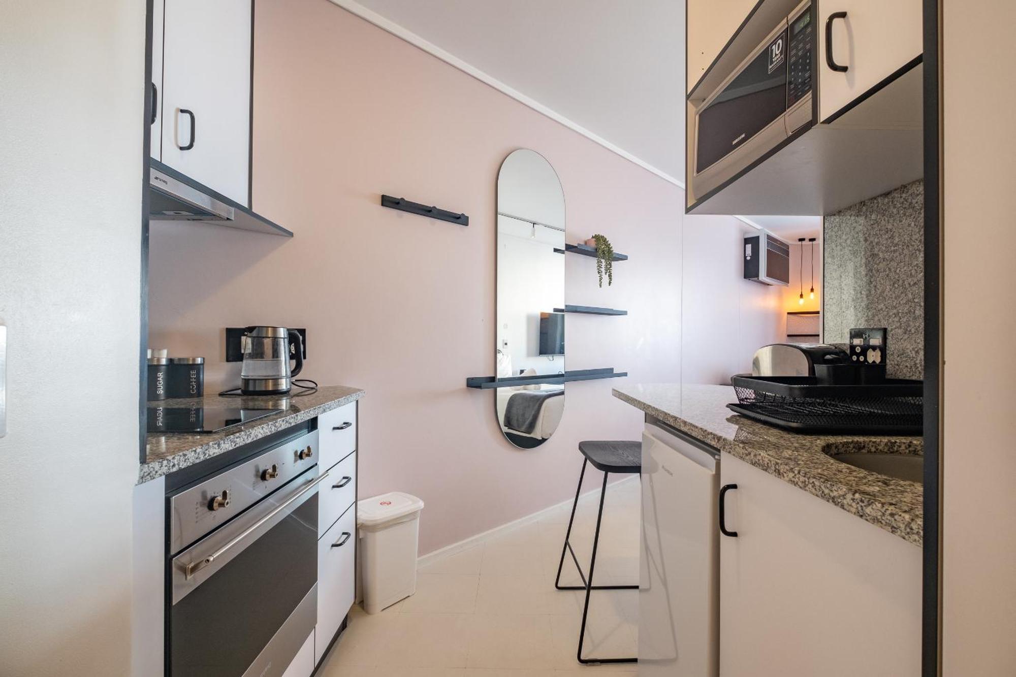 Apartment Flamingo 108: Modern With Balcony